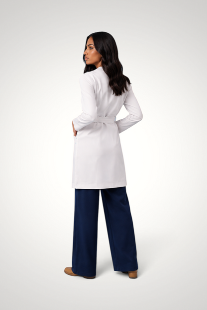 Jaleco Chloe I Branco + Café