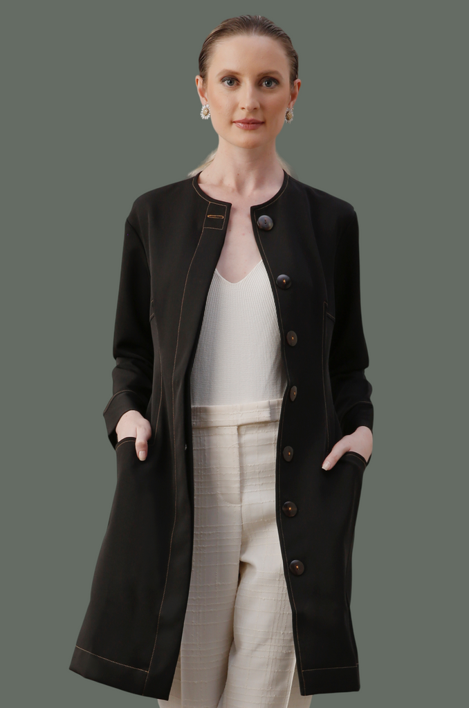 Jaleco Chloe Preto I Caramelo