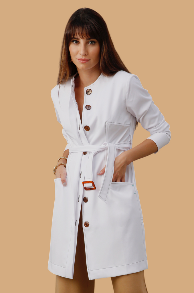 Jaleco Chloe Branco I Café