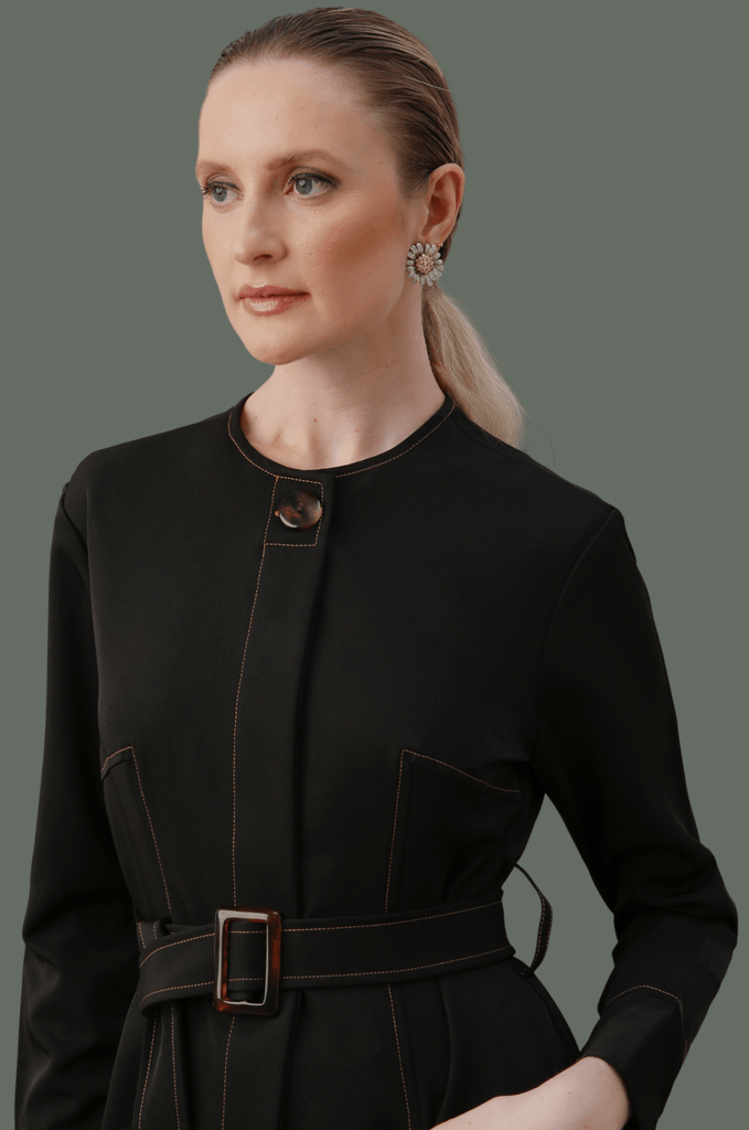 Jaleco Chloe Preto I Caramelo - HOLI