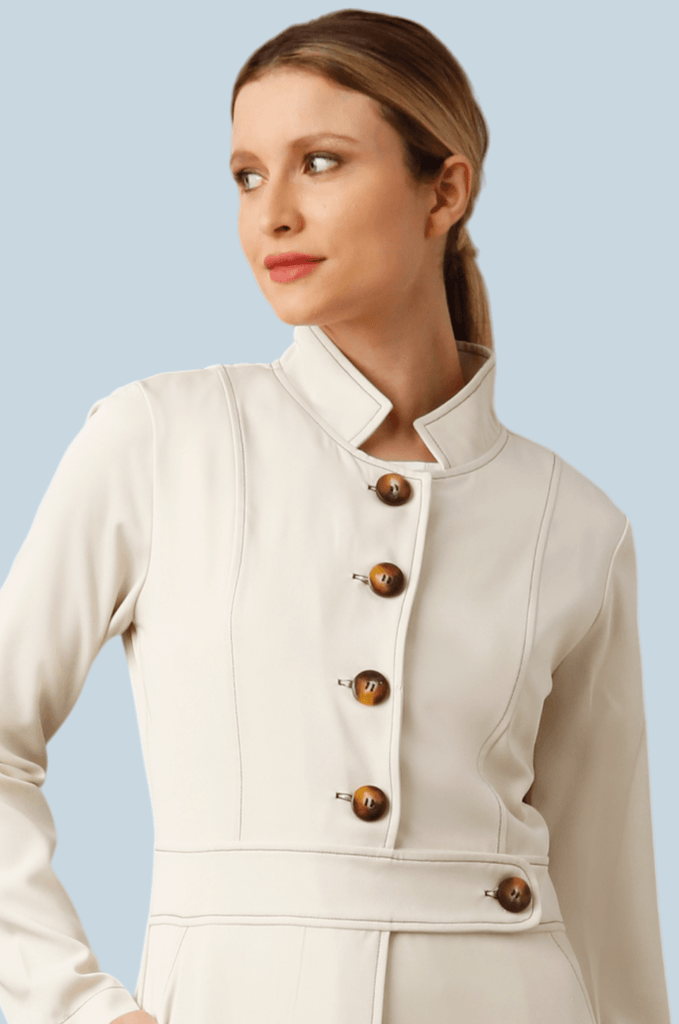 Jaleco Paola Marfim com Café - HOLI